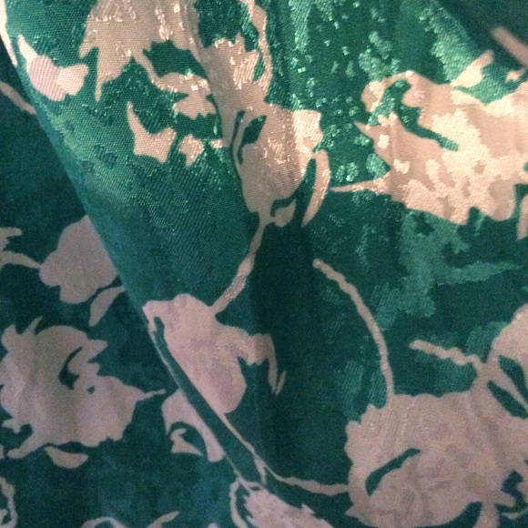 Vintage Green and White Floral Dress, Made in USA - Picture 9 of 14